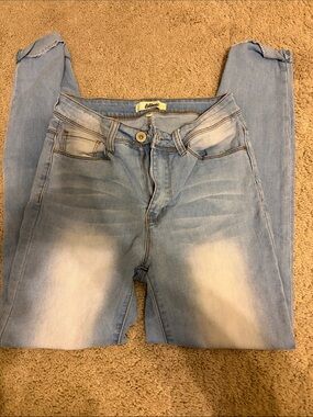 Light Blue Skinny Jeans - Casual Mid-Rise Fit